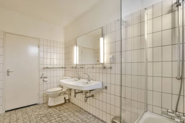 Bathroom White Tiled Walls Sink Light — Foto de Stock