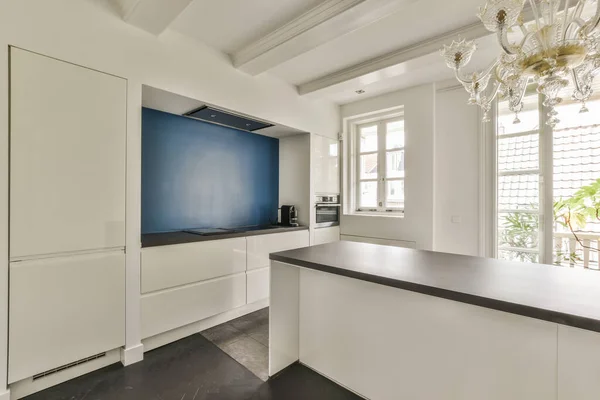 Interior Light Kitchen Modern Cupboards Appliances Located Living Room Modern — Fotografia de Stock