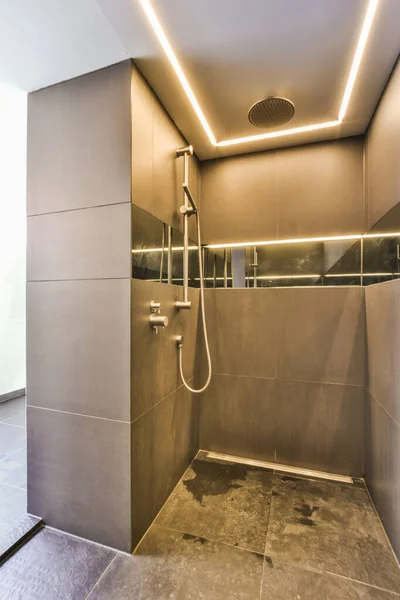 Shower Faucets Attached Tiled Wall — Fotografia de Stock