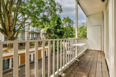 Balkondan binaların panoramik görüntüsü