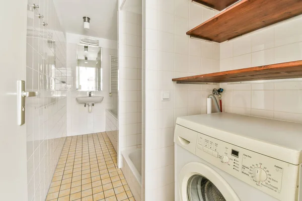 Shower Free Standing Bathroom Light Bathroom Washing Machine — Foto Stock