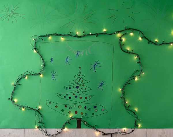 Árbol Navidad Dibujado Con Luces Concepto Año Nuevo —  Fotos de Stock