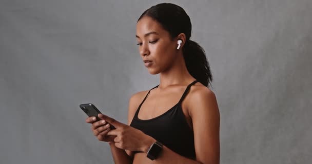 Mixed Race Female Listening Her Ear Pods Her Cellphone Her — Wideo stockowe