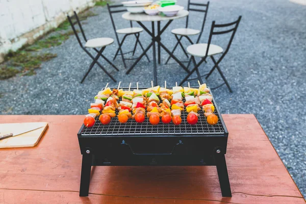 Churrasco Delicioso Sortido Com Carne Vegetais Fogão — Fotografia de Stock