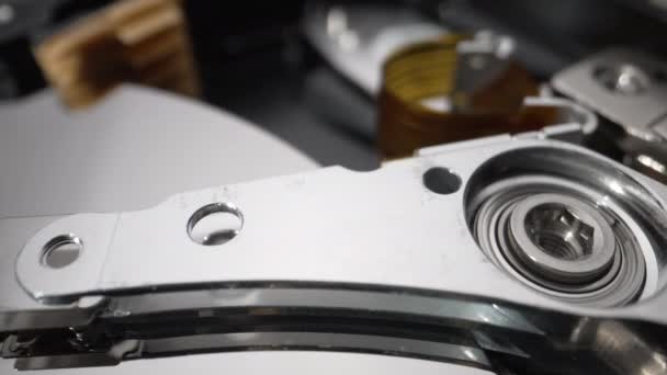 Head Block Disassembled Hard Drive Reads Information Disks Close Slow — Stok video