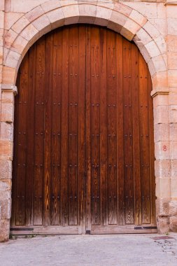 Eski şehir antik kapı girişi dekorasyonu ahşap 