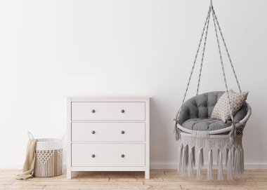 Modern oturma odasındaki boş beyaz duvar. İç mekanın İskandinav tarzında, boho tarzı. Beleş, resmin ya da posterin için yer kopyala. Konsol, rattan sepet, sallanan koltuk. 3B görüntüleme.