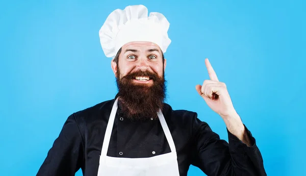 Chef Masculino Barbudo Cozinheiro Padeiro Uniforme Avental Chefs Chapéu Apontar — Fotografia de Stock