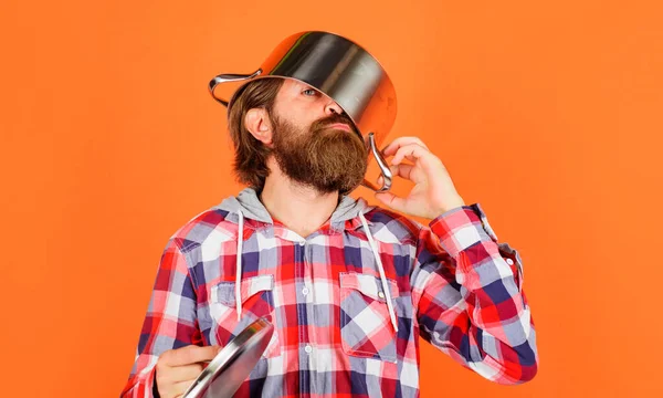 Bearded Man Saucepan Pot Head Kitchenware Cooking Utensils Kitchen Advertising — ストック写真