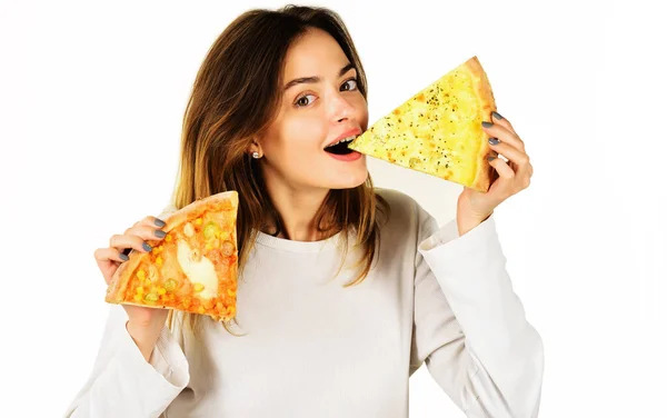 Een Lachende Vrouw Die Pizza Eet Hongerig Meisje Met Twee — Stockfoto