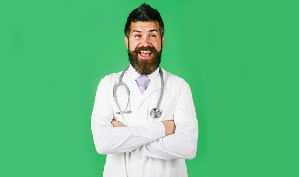 Smiling Male Doctor Folded Arms Handsome Bearded Physician Lab Coat — Stok fotoğraf