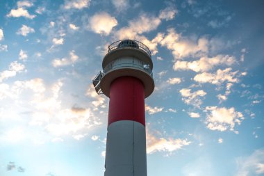 Gün batımında Ebro Delta 'da Uzak del Fangar