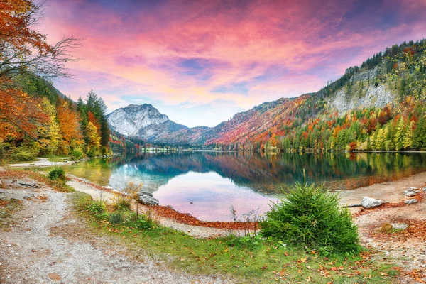 Stunning Autumn Scene Vorderer Langbathsee Lake Poppular Travell Destination Location — Stock Photo, Image