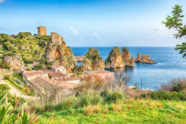 Tonnara di Scopello 'nun muhteşem bir sahnesi. Akdeniz 'de popüler seyahat rotası. Konum: Scopello, Trapani ili, Sicilya, İtalya, Avrupa