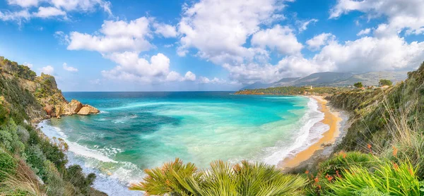 Báječný Přímořský Mys Guidaloca Beach Blízkosti Castellammare Del Golfo Oblíbená — Stock fotografie