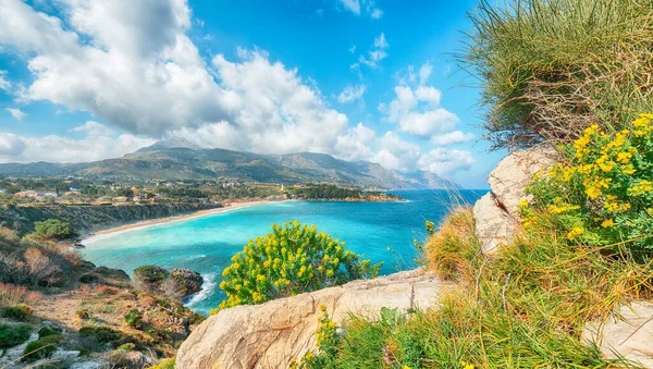 Niesamowity Krajobraz Morski Plaży Guidaloca Pobliżu Castellammare Del Golfo Popularny — Zdjęcie stockowe