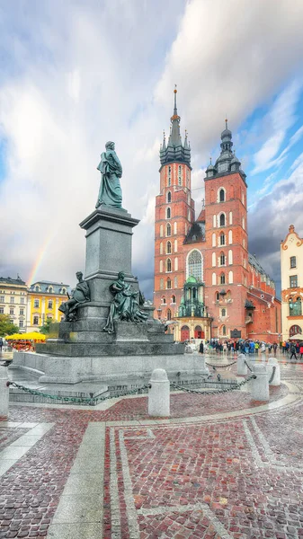 Astonishing Cityscape Krakow Mary Basilica Main Square Popular Tourist Destination — Stockfoto