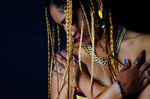 Braided Hair Woman Arms Crossed — Stok fotoğraf