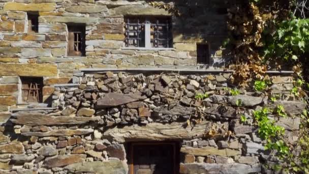 Stara Średniowieczna Ulica Wsi Kamiennych Domów Małych Drzwi Wejściowych Patones — Wideo stockowe