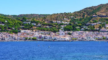 Port de la selva, güzel küçük geleneksel köy costa brava
