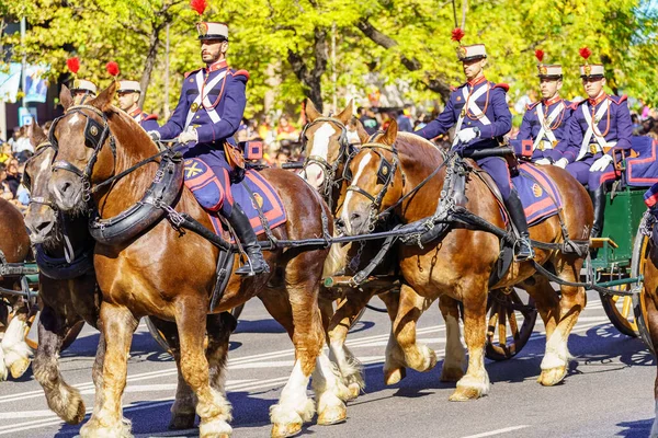 Madrid Spanyolország 2022 Október Királyi Gárda Lóháton Madrid Utcáin Kolumbusz — Stock Fotó