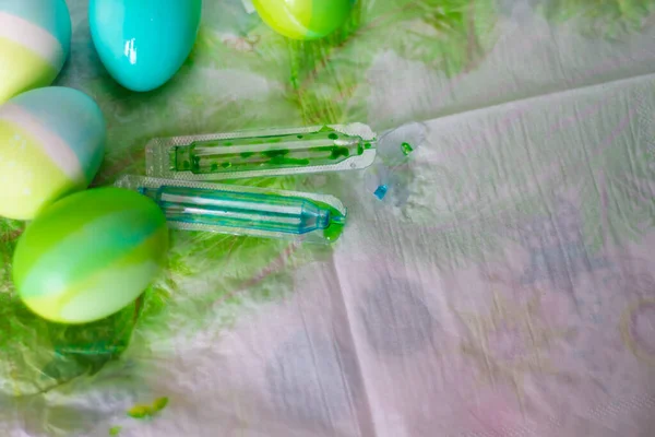 Великодні Блакитні Зелені Яйця Після Розфарбування Барвниками Великодня — стокове фото