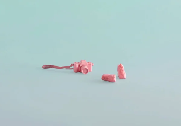 Two Matches Burning Pastel Pink Background Minimal Creative Concept Relationship — Stock Photo, Image