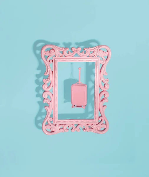 Pastel Pink Suitcase Ornate Vintage Frame Minimal Creative Travel Concept — 图库照片