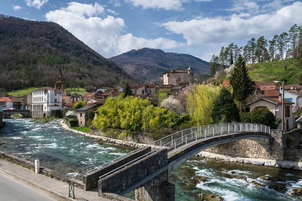Seix, Fransa 'da Ariege Bölümü Pyrenean köyü.