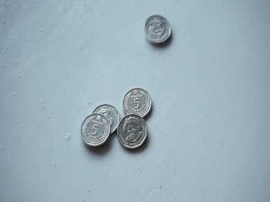 Five Ukrainian hryvnia in the form of a coin