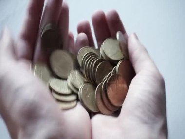 One Ukrainian hryvnia in the form of a coin