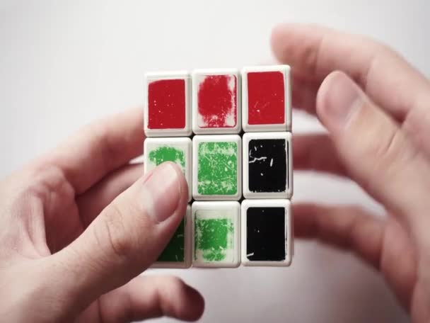 Flipping Rubik Cube Human Hands — Video Stock