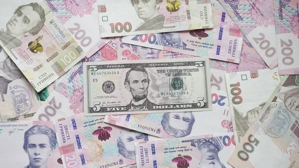 Papierowy Banknot Nominale Pięciu Dolarów Tle Ukraińskich Pieniędzy — Zdjęcie stockowe