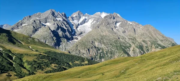 Сценічний Альпійський Похід Альпах Франція — стокове фото