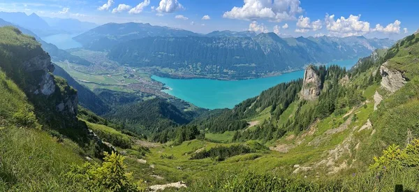 Vista Sobre Lago Brienz Lago Thun Suiza Día Soleado Verano —  Fotos de Stock