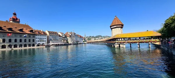 Luzern Schweiz Blick Auf Die Altstadt Kapellenbrücke Und Die Reuss — Stockfoto