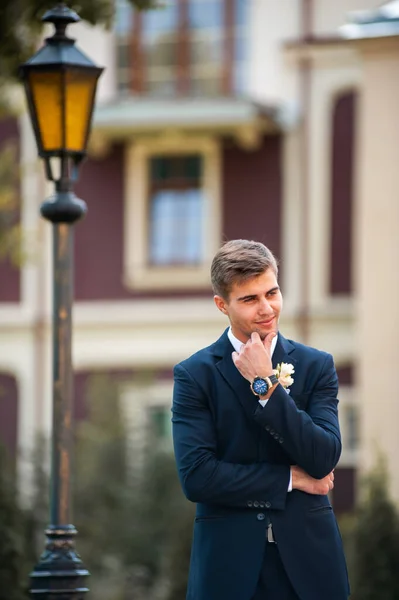 Portrait Handsome Groom Suit Background Wedding Day — Stock Photo, Image