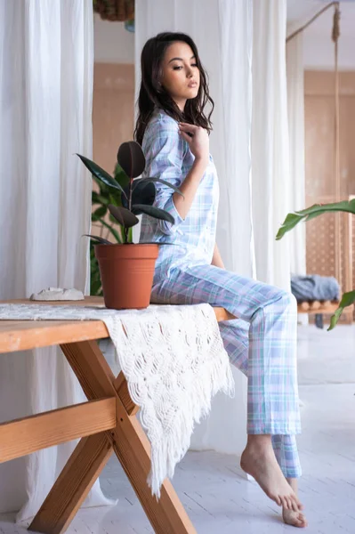 Beautiful Young Woman Sitting Bed Morning — Stockfoto