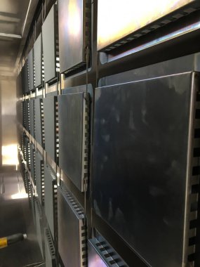 Toz kaplama teknolojisi. Metal endüstrisini koru.