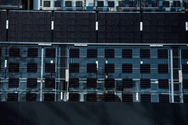 Paneles Solares Modernos Eficiencia Energética Hogar Para Generar Energía Solar — Foto de Stock