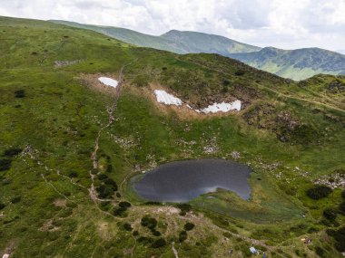 Dağların güzel manzarası