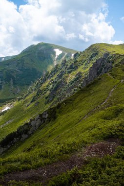 Dağların güzel manzarası