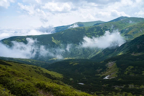 喀尔巴阡山脉美丽的风景 — 图库照片