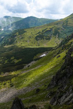 Dağların güzel manzarası