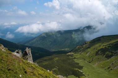 Dağların güzel manzarası