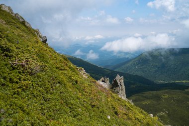 Kafkas dağlarının güzel manzarası