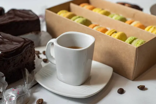 Pastel Chocolate Con Café Nueces —  Fotos de Stock