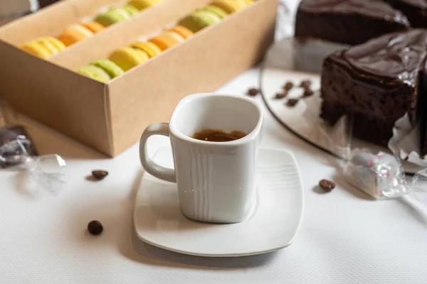Pastel Chocolate Con Café Nueces —  Fotos de Stock