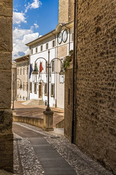Utcák Sikátorok Gyönyörű Város Spoleto Olaszország — Stock Fotó