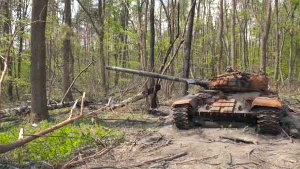 Destroyed Burnt Out Tank Russian Army Result Battle Ukrainian Troops — 图库视频影像